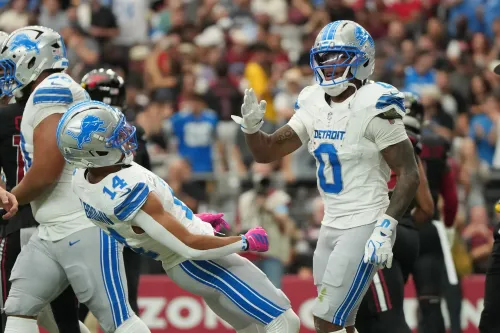 NFL Parlay Picks for Week 7: Why We Like the Lions Over the Packers