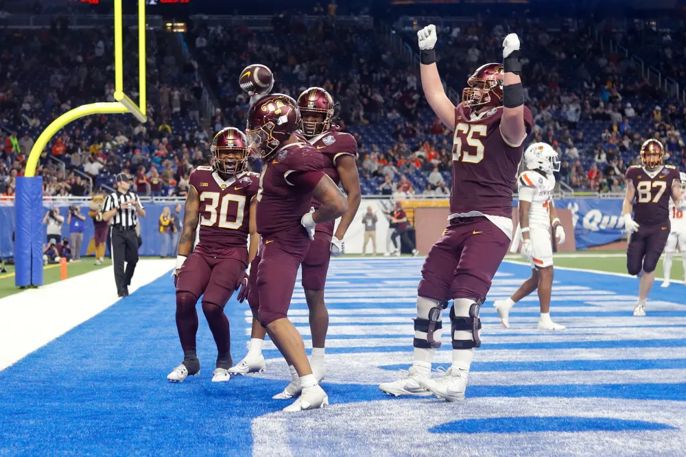 NFL Draft Prospects to Watch in College Football Week 2: Greg Johnson & More